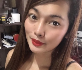 35 year old good-looking Chinese mother 